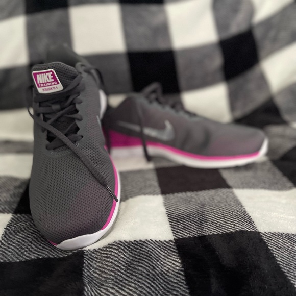 Nike in-season Tr 6 size 8 - Picture 6 of 9